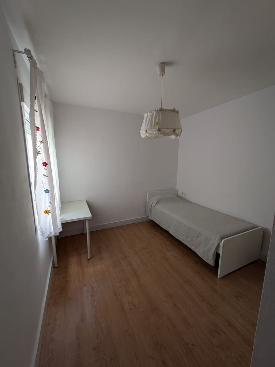 2 slaapkamer Flat te huur in Rincon de la Victoria met zwembad garage - € 1.250 (Ref: 9676549)