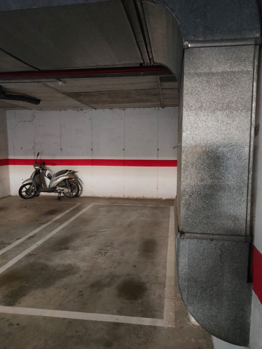 2 slaapkamer Flat te huur in Rincon de la Victoria met zwembad garage - € 1.250 (Ref: 9676549)