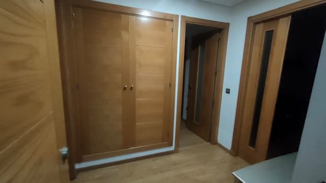 2 slaapkamer Flat te huur in Mainake, Málaga stad met zwembad - € 1.400 (Ref: 9677893)