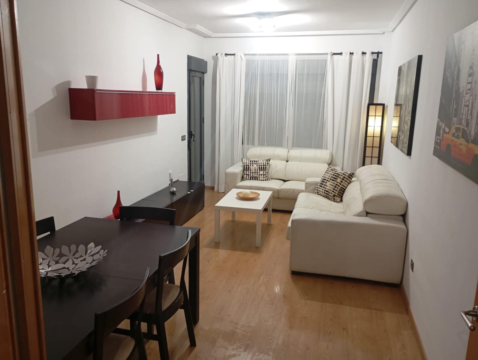 2 slaapkamer Flat te huur in Malaga stad met zwembad - € 1.400 (Ref: 9677893)