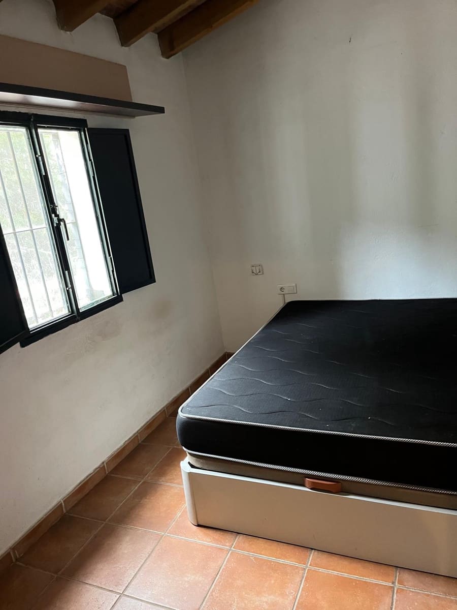 Undeveloped Land for rent in Comares - € 400 (Ref: 9727576)