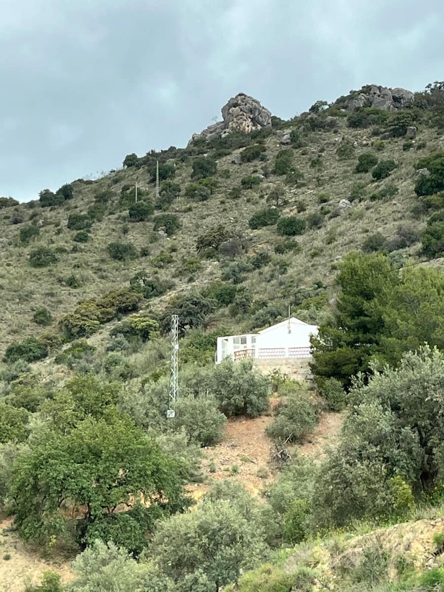 Undeveloped Land for rent in Comares - € 400 (Ref: 9727576)