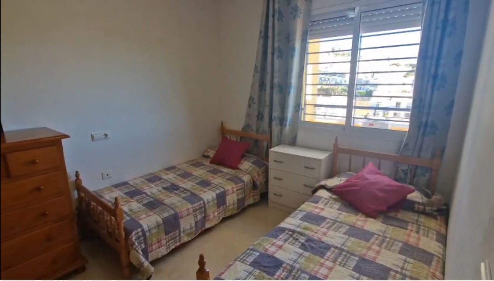 3 bedroom Flat for rent in Benajarafe with pool - € 1,190 (Ref: 9734983)