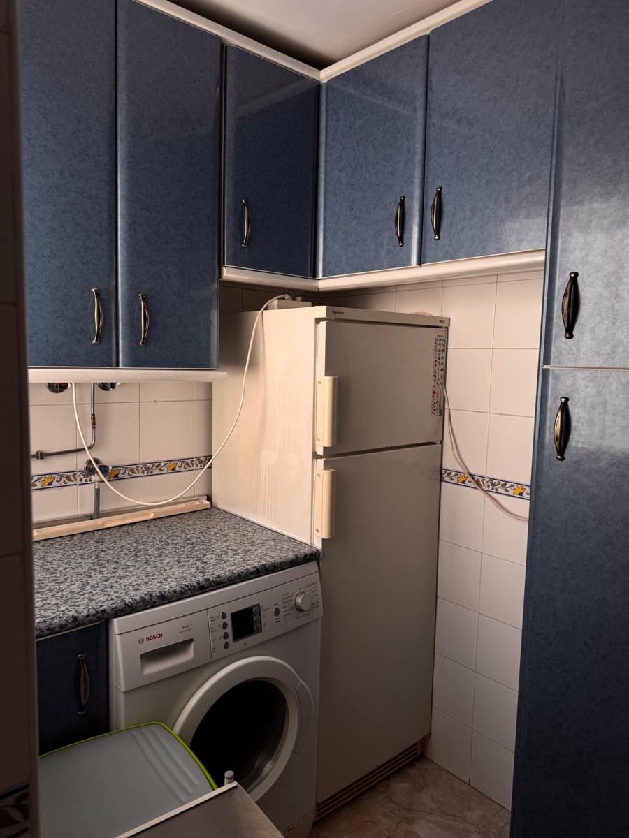 3 bedroom Flat for rent in Rincon de la Victoria - € 1,200 (Ref: 9747360)