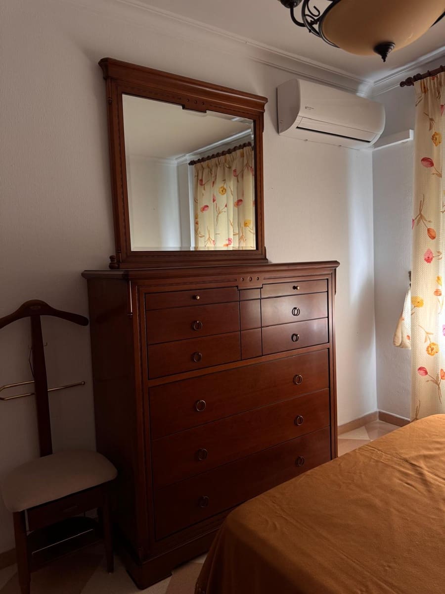 3 bedroom Flat for rent in Rincon de la Victoria - € 1,200 (Ref: 9747360)