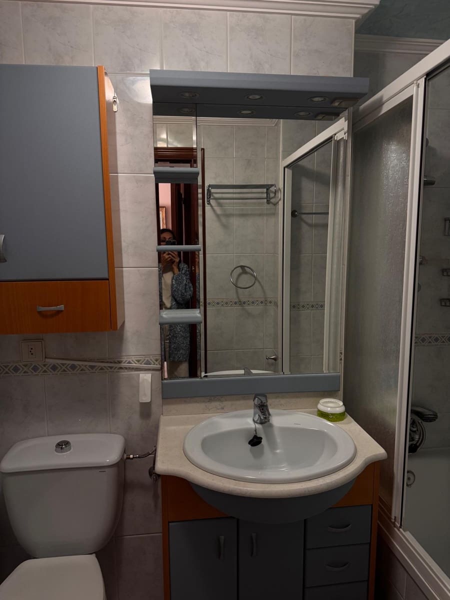 3 bedroom Flat for rent in Rincon de la Victoria - € 1,200 (Ref: 9747360)