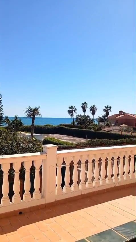 4 bedroom Villa for rent in Benajarafe - € 3,245 (Ref: 9748341)