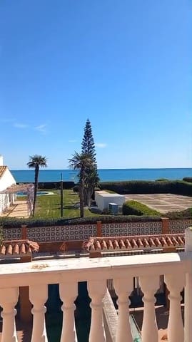 4 bedroom Villa for rent in Benajarafe, Vélez-Málaga - € 3,245 (Ref: 9748341)