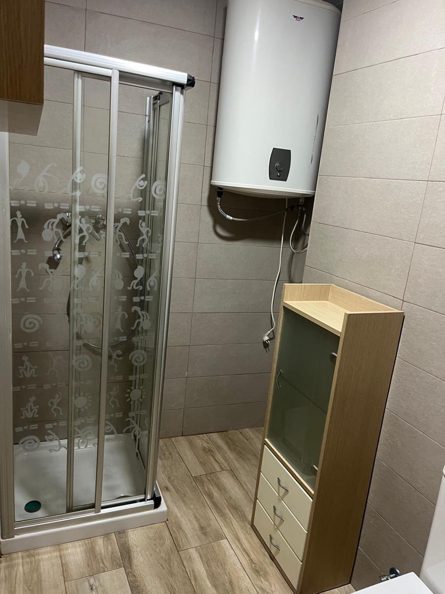 2 bedroom Apartment for rent in Canillas de Aceituno - € 700 (Ref: 9770101)