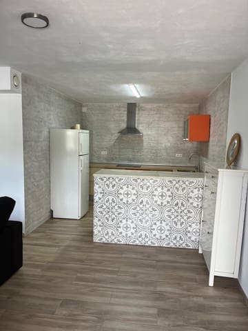 2 bedroom Apartment for rent in Canillas de Aceituno - € 700 (Ref: 9770101)