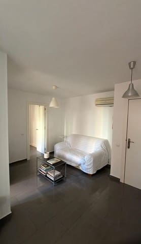 1 soveværelse Lejlighed til leje i La Malagueta, Málaga by - € 950 (Ref: 9789378)