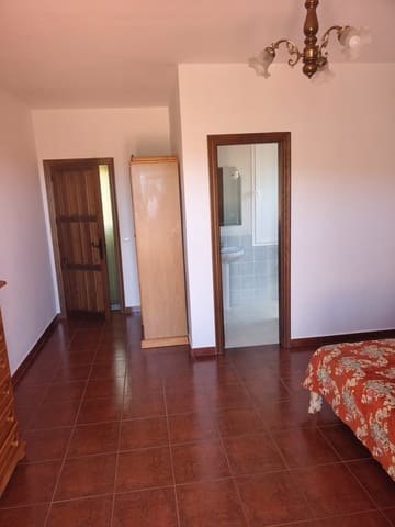 Mark att hyra i Sedella - 900 € (Ref: 9789511)