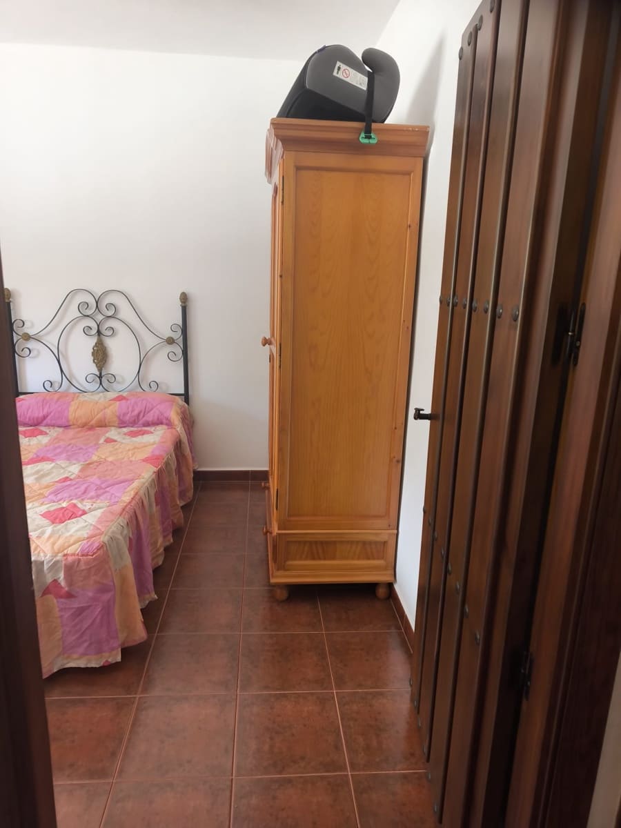 Mark att hyra i Sedella - 900 € (Ref: 9789511)