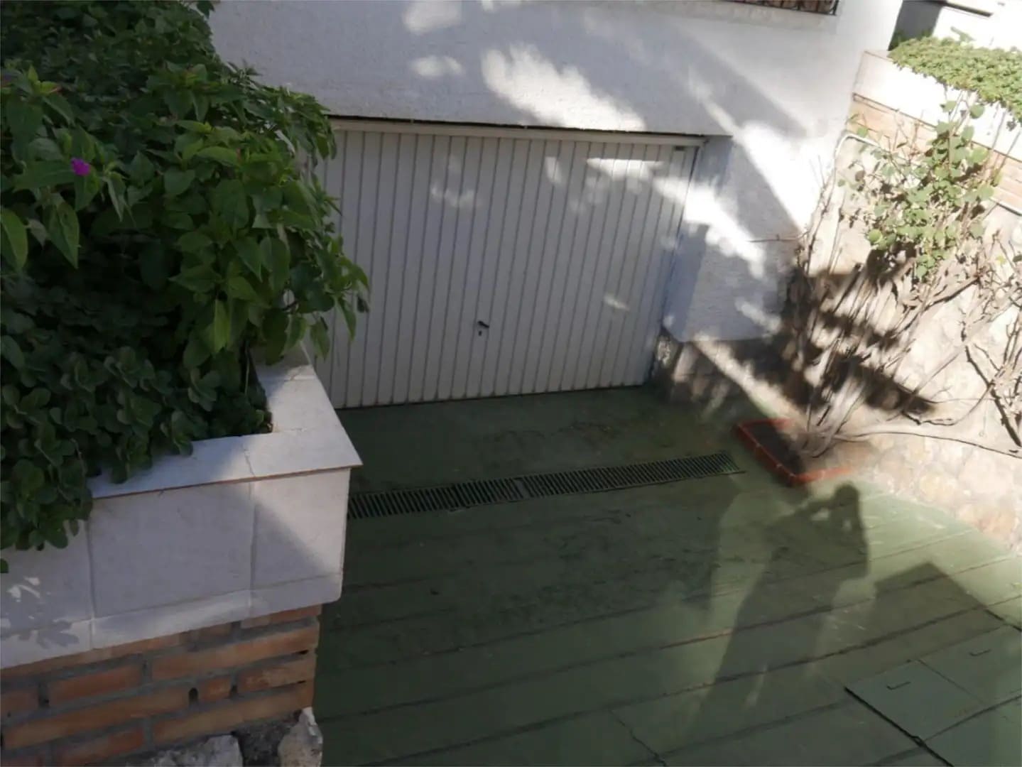 3 bedroom Villa for rent in Malaga city with garage - € 2,400 (Ref: 9790012)