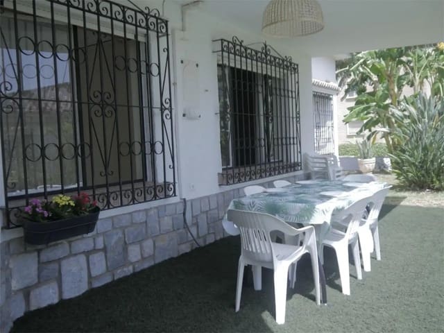 3 sovrum Villa att hyra i El Drago, Málaga stad med garage - 2 400 € (Ref: 9790012)
