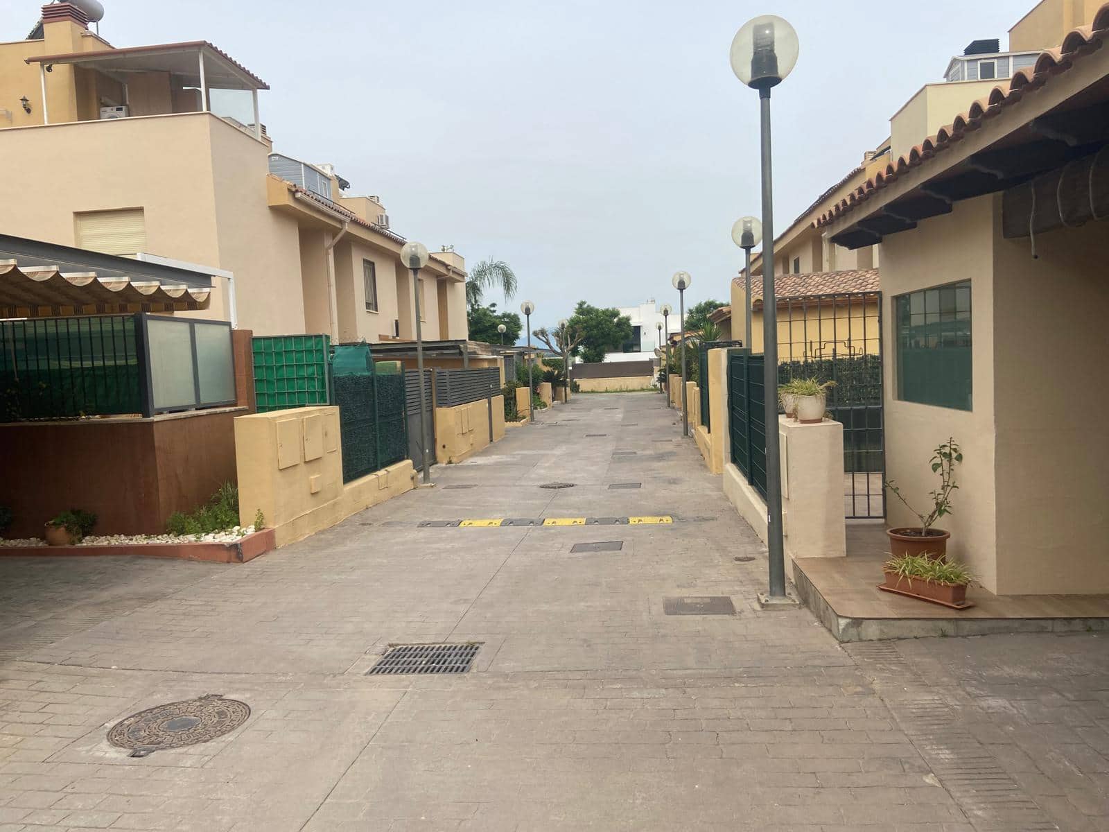 3 camera da letto Villetta a Schiera da affittare in Alhaurin el Grande - 2.100 € (Rif: 9790028)