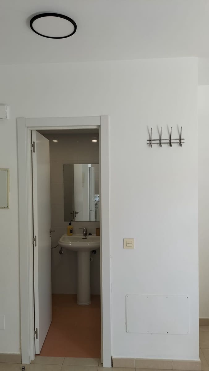 Studio til leje i Malaga by - € 800 (Ref: 9793766)
