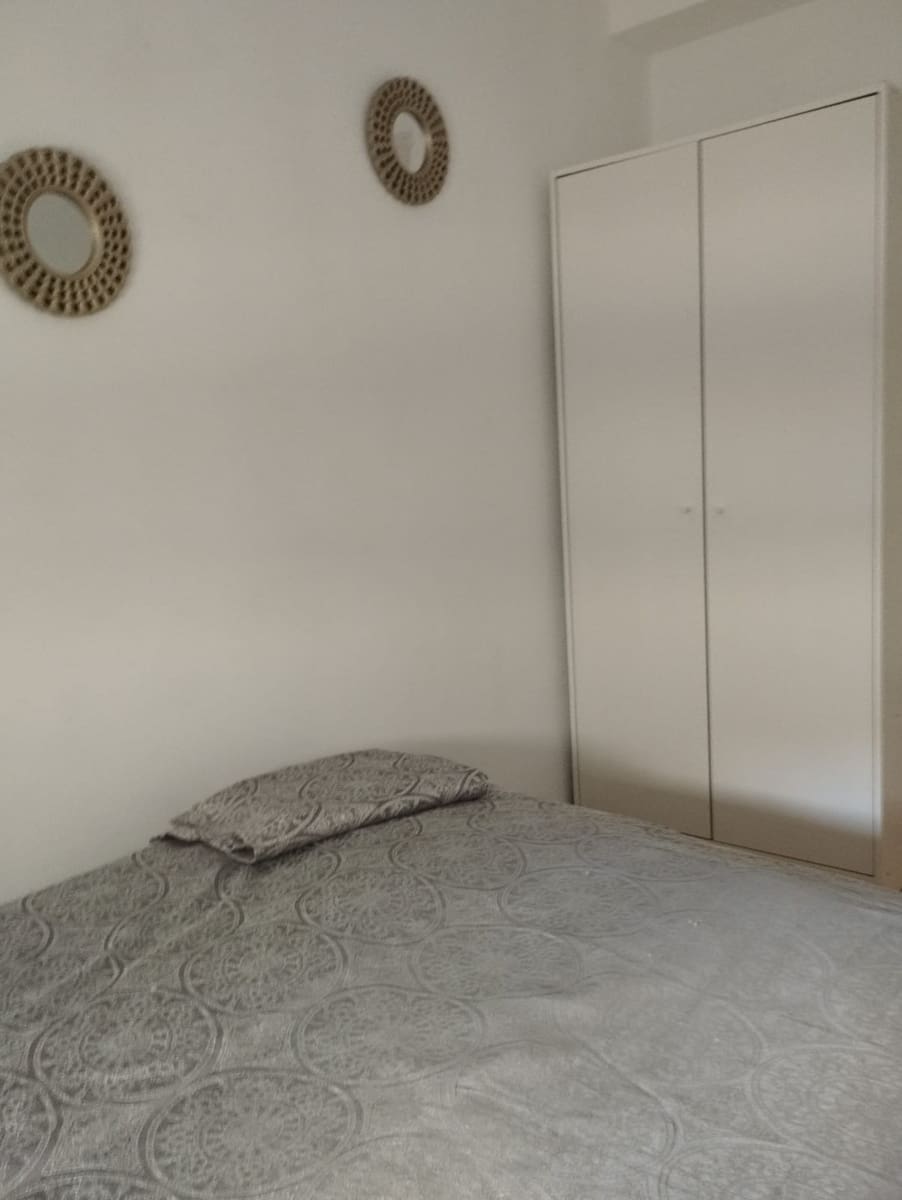 2 slaapkamer Flat te huur in Torremolinos - € 1.000 (Ref: 9827471)