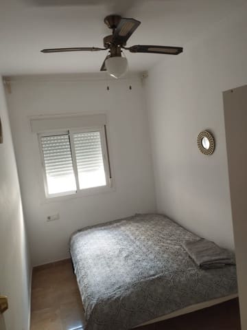 2 soverom Leilighet til leie i Torremolinos - € 1 000 (Ref: 9827471)