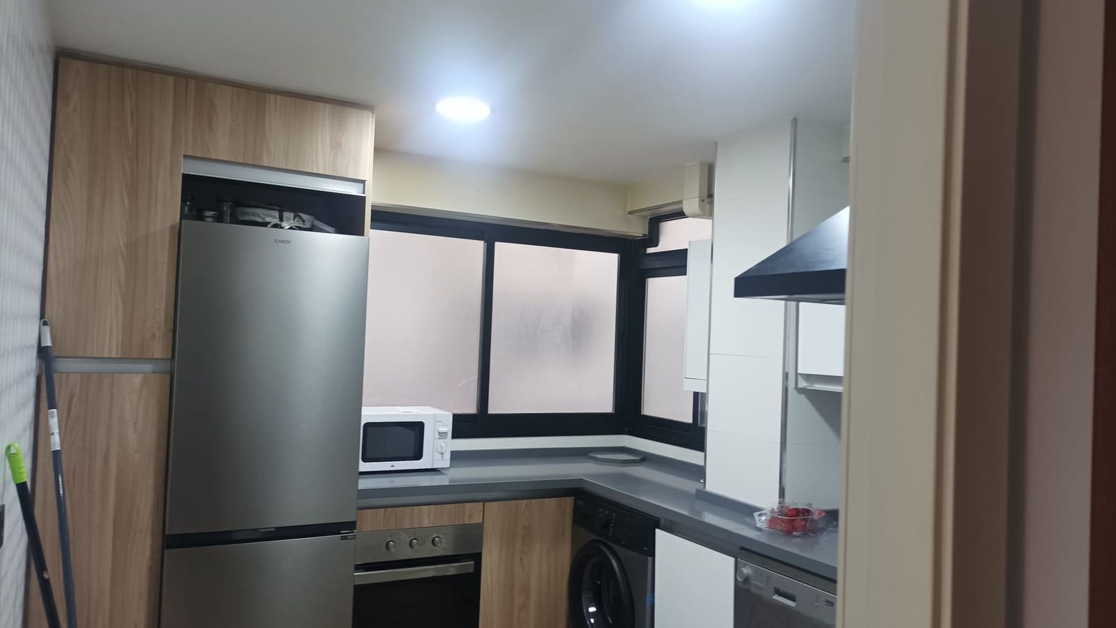 3 bedroom Flat for rent in Malaga city - € 1,200 (Ref: 9827620)