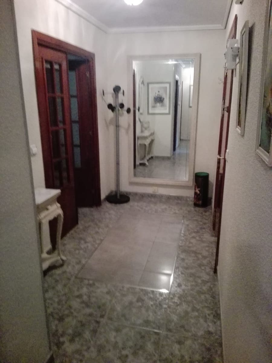 4 sypialnia Mieszkanie do wynajęcia w Miasto Malaga - 1 800 € (Ref: 9847807)