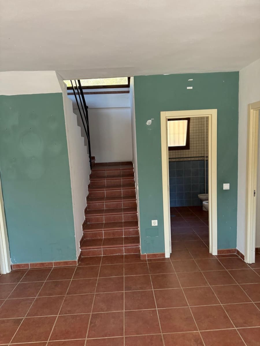 Rakentamaton maa vuokrattavana paikassa Comares - 1 000 € (Ref: 9875272)
