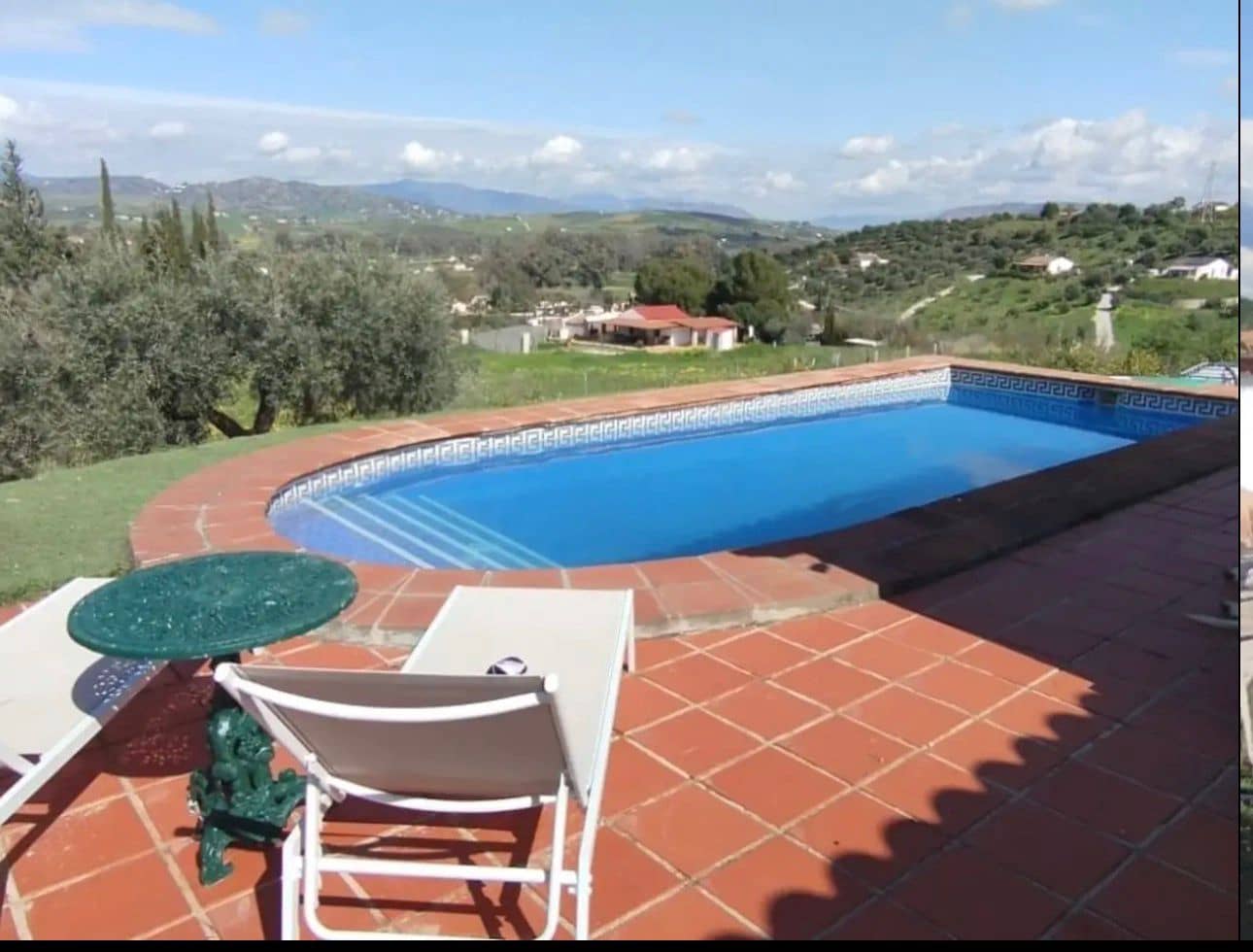 2 bedroom Finca/Country House for rent in Coin with pool garage - € 1,400 (Ref: 9877027)