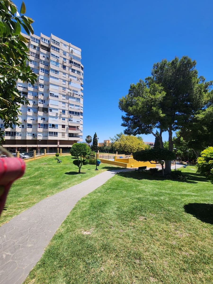 Monolocale da affittare in Torremolinos con piscina garage - 850 € (Rif: 9891303)