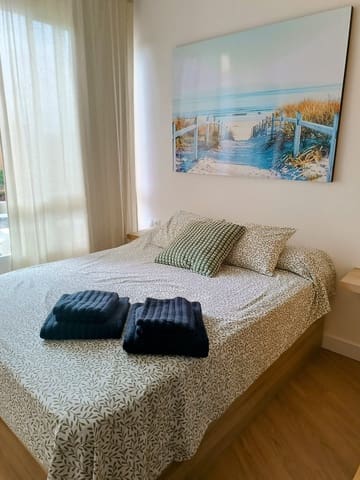 Studio til leie i Torremolinos med svømmebasseng garasje - € 850 (Ref: 9891303)