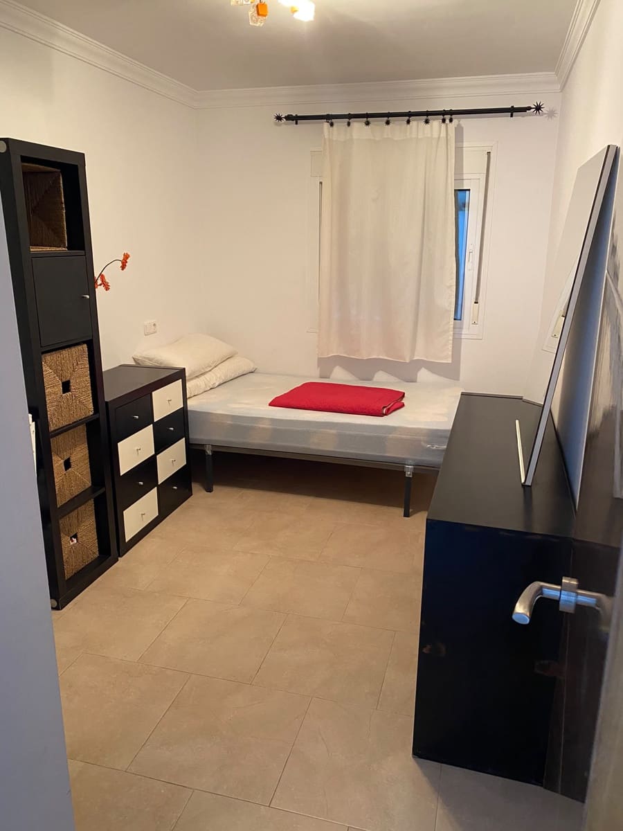 3 makuuhuone Asunto vuokrattavana paikassa Malaga kaupunki - 1 400 € (Ref: 9902118)