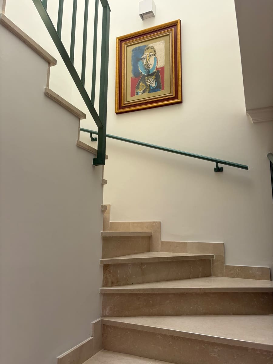4 sypialnia Dom szeregowy do wynajęcia w Estepona z basenem garażem - 4 000 € (Ref: 9902685)