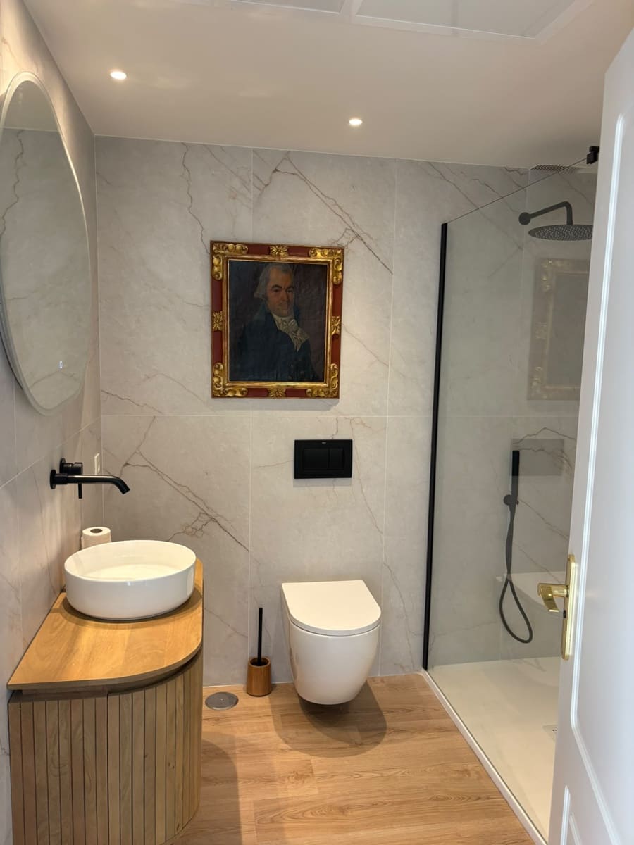 4 sypialnia Dom szeregowy do wynajęcia w Estepona z basenem garażem - 4 000 € (Ref: 9902685)