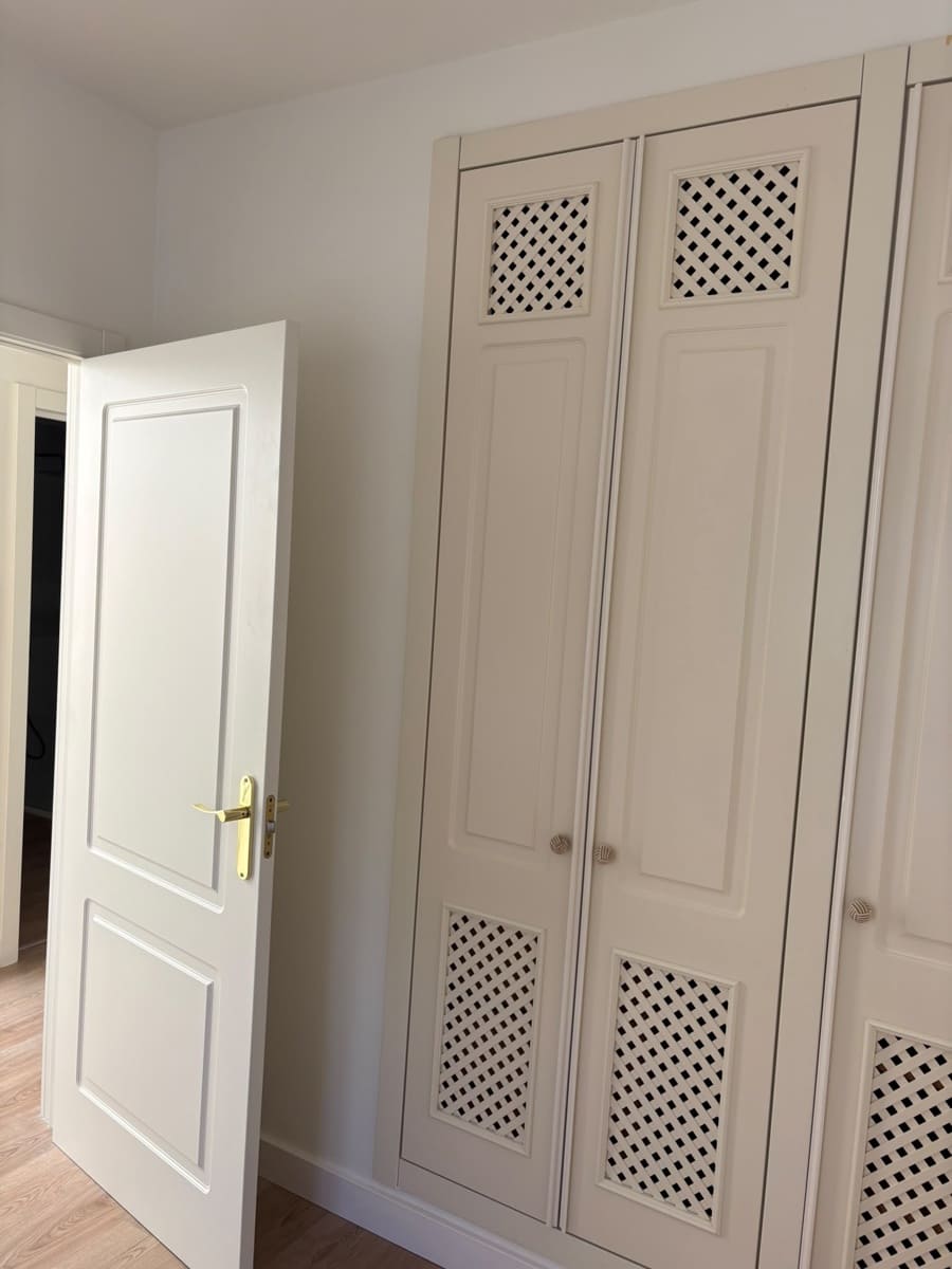 4 sypialnia Dom szeregowy do wynajęcia w Estepona z basenem garażem - 4 000 € (Ref: 9902685)