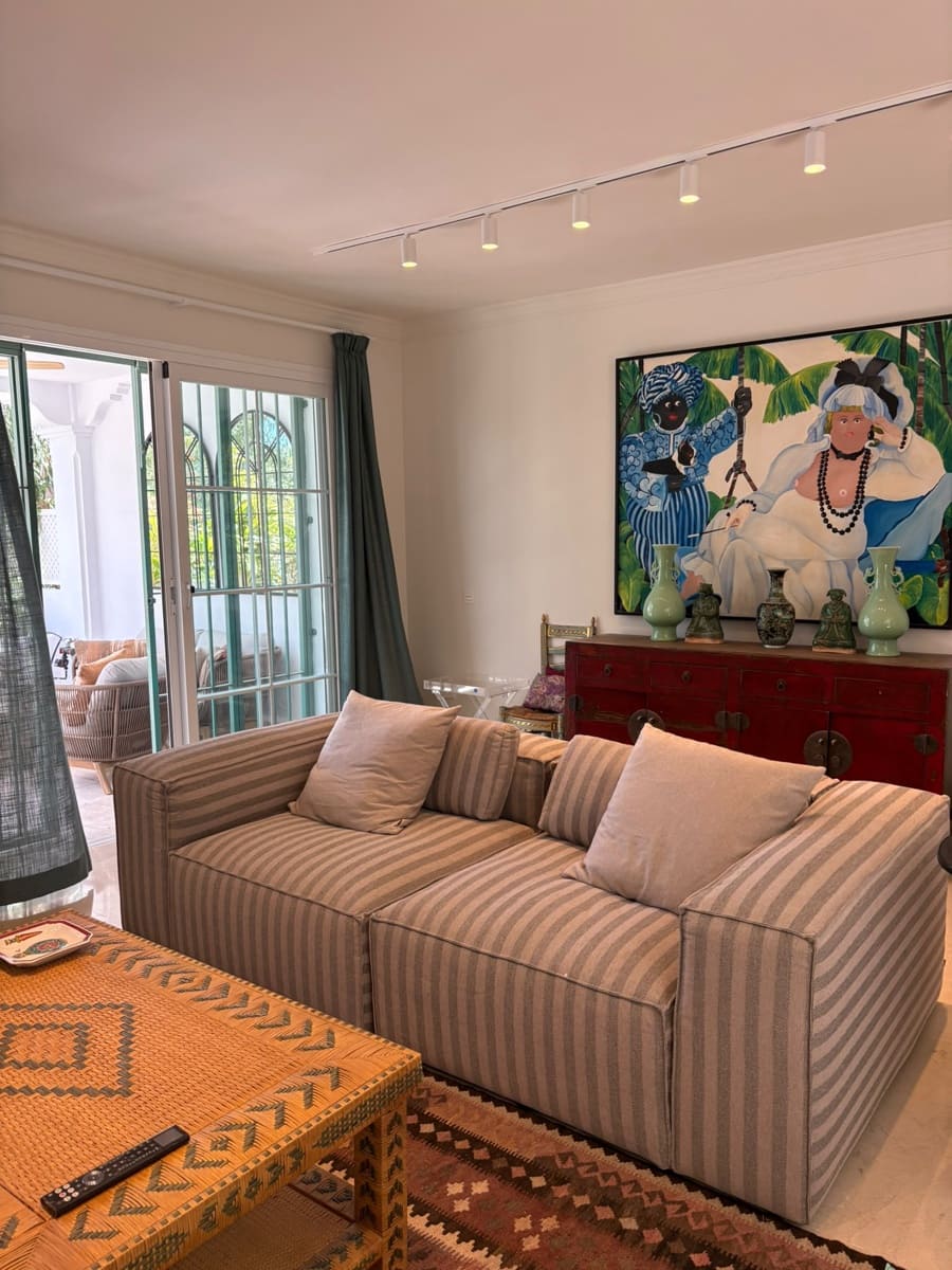 4 sypialnia Dom szeregowy do wynajęcia w Estepona z basenem garażem - 4 000 € (Ref: 9902685)