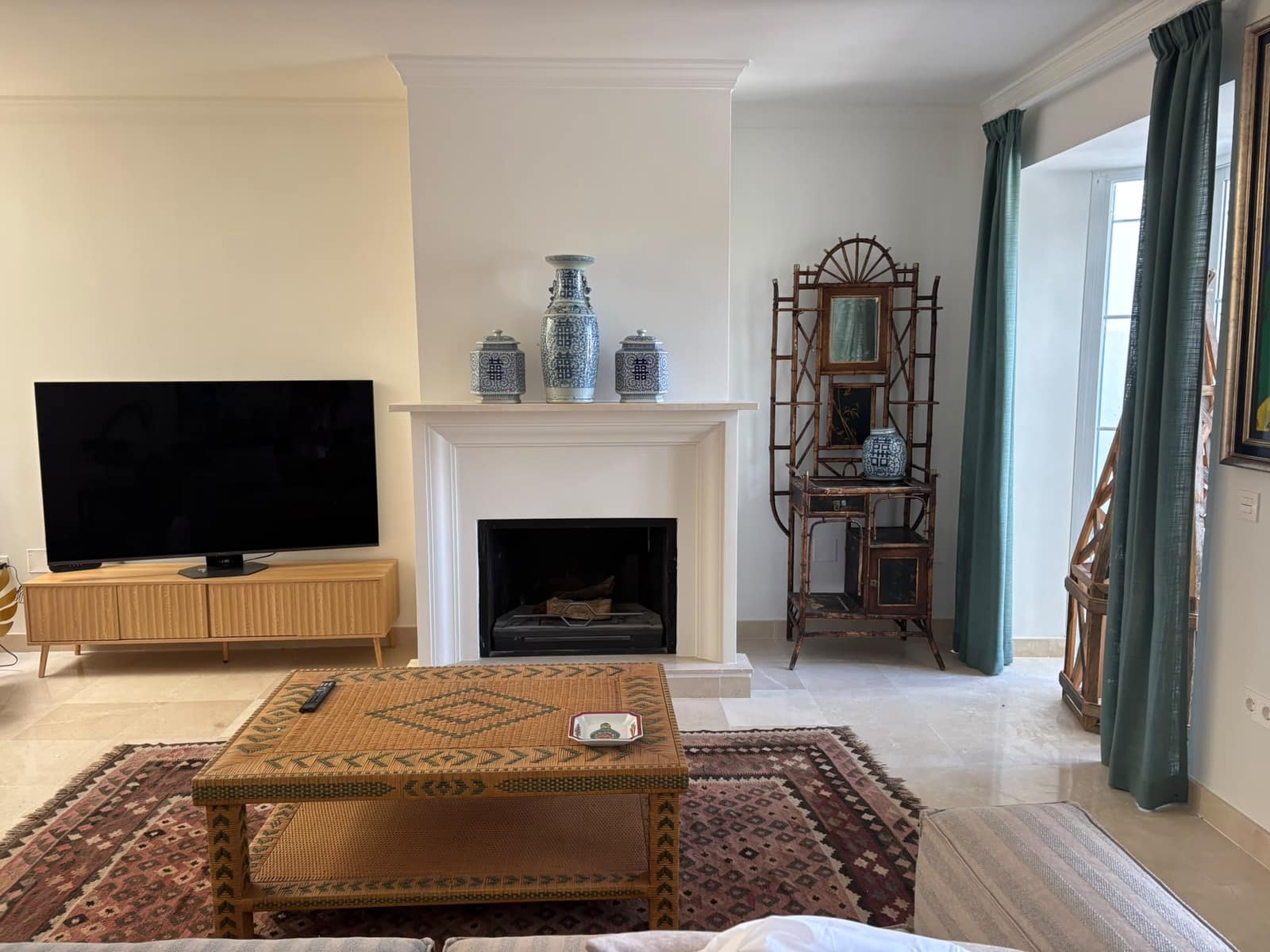 4 sypialnia Dom szeregowy do wynajęcia w Estepona z basenem garażem - 4 000 € (Ref: 9902685)