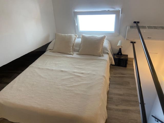 1 slaapkamer Appartement te huur in Colmenar - € 650 (Ref: 9914968)