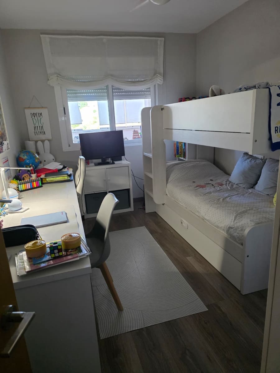 3 bedroom Flat for rent in Fuengirola with pool garage - € 1,650 (Ref: 9926595)
