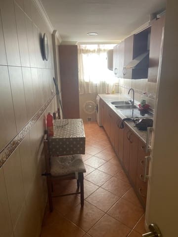 3 bedroom Flat for rent in Carretera de Cadiz, Málaga city - € 950 (Ref: 9946565)