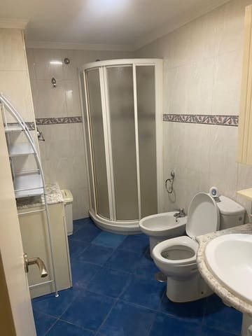 3 bedroom Flat for rent in Carretera de Cadiz, Málaga city - € 950 (Ref: 9946565)