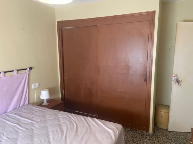 3 bedroom Flat for rent in Carretera de Cadiz, Málaga city - € 950 (Ref: 9946565)