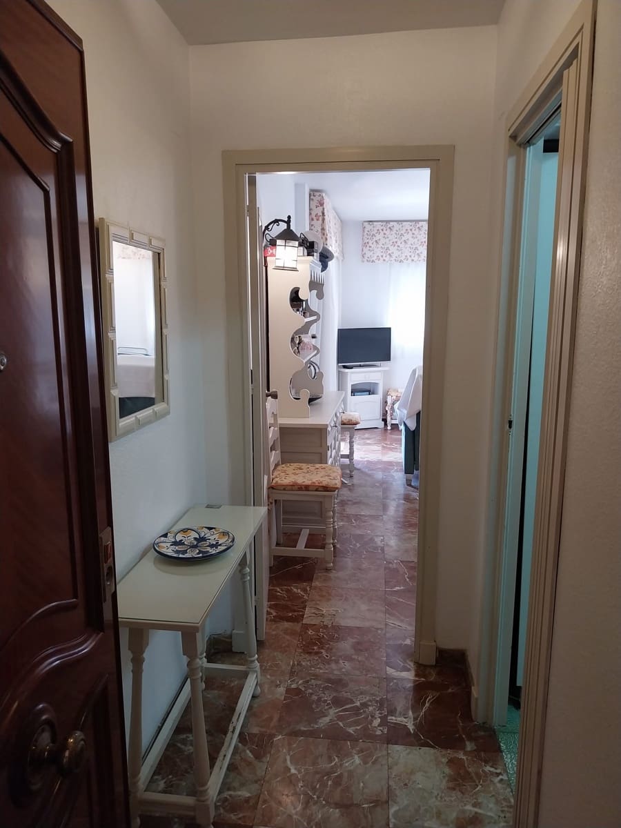 2 makuuhuone Asunto vuokrattavana paikassa Fuengirola mukana uima-altaan 
autotalli - 1 120 € (Ref: 9955523)