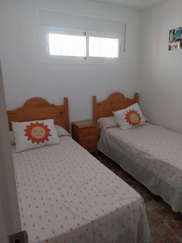 2 makuuhuone Asunto vuokrattavana paikassa Playa de los Boliches, Fuengirola mukana uima-altaan 
autotalli - 1 120 € (Ref: 9955523)