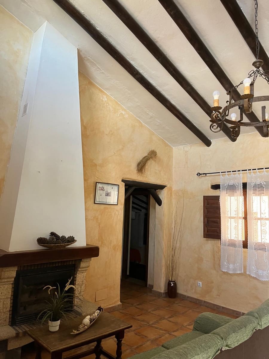 Teren niezagospodarowany do wynajęcia w Sedella - 1 300 € (Ref: 9965598)