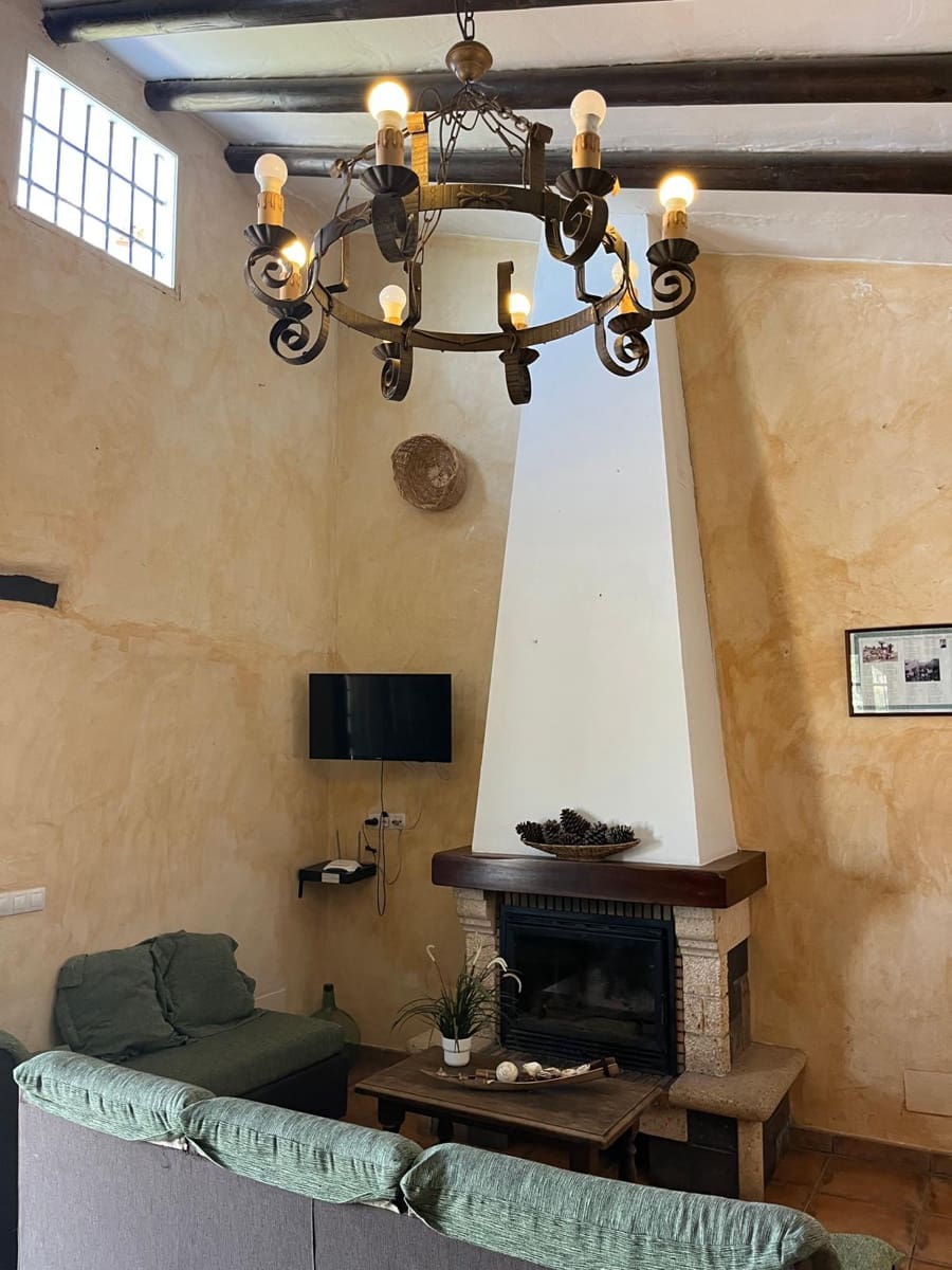 Teren niezagospodarowany do wynajęcia w Sedella - 1 300 € (Ref: 9965598)