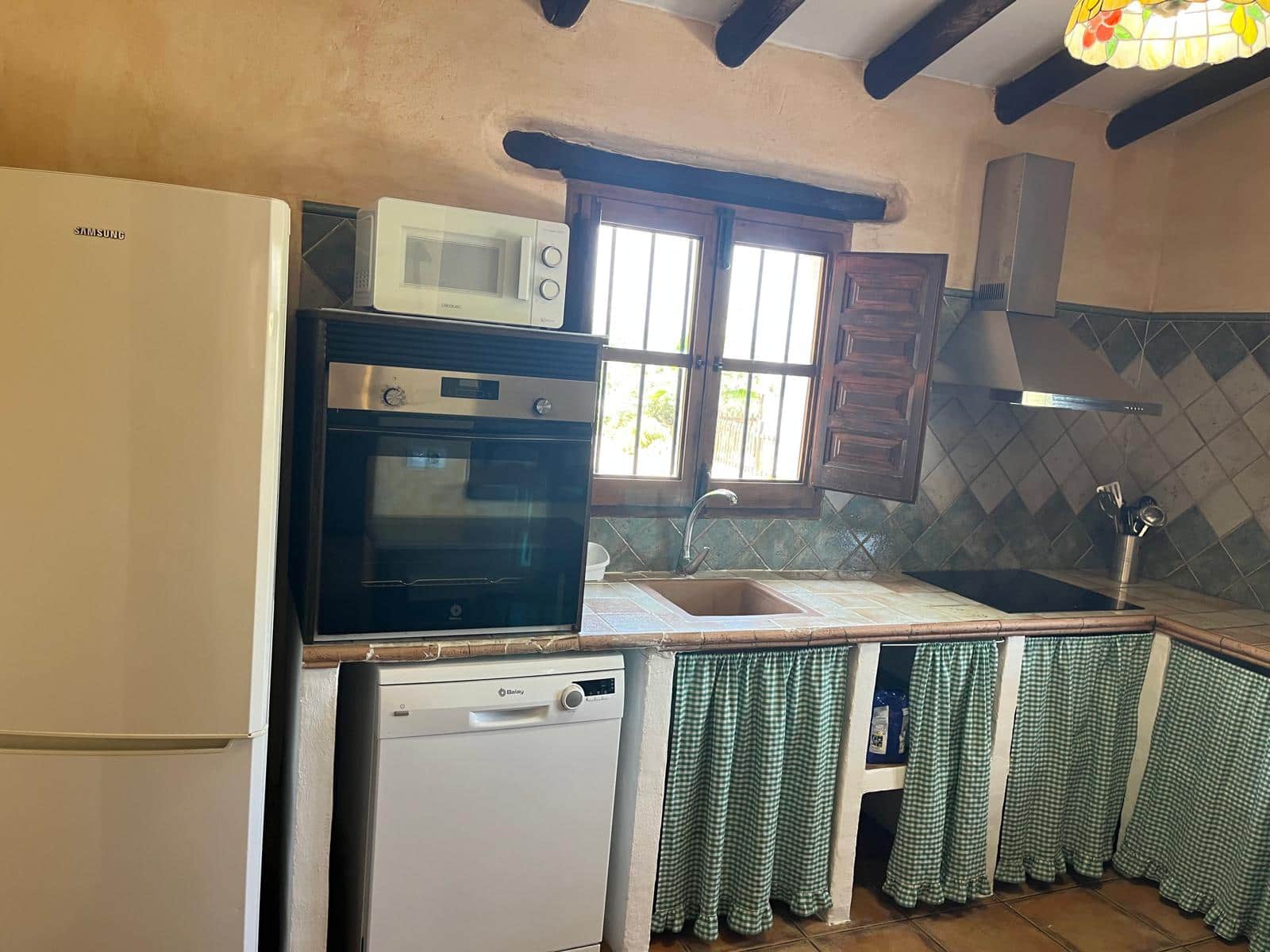 Teren niezagospodarowany do wynajęcia w Sedella - 1 300 € (Ref: 9965598)