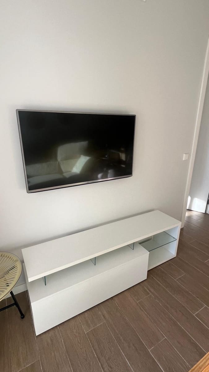 2 Zimmer Wohnung zu vermieten in Benalmadena mit Pool Garage - 1.500 € (Ref: 9968842)