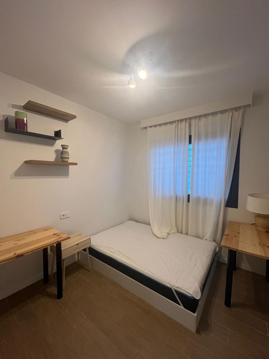 2 Zimmer Wohnung zu vermieten in Benalmadena mit Pool Garage - 1.500 € (Ref: 9968842)