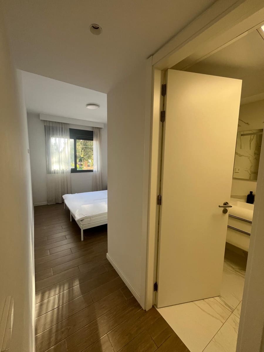 2 Zimmer Wohnung zu vermieten in Benalmadena mit Pool Garage - 1.500 € (Ref: 9968842)
