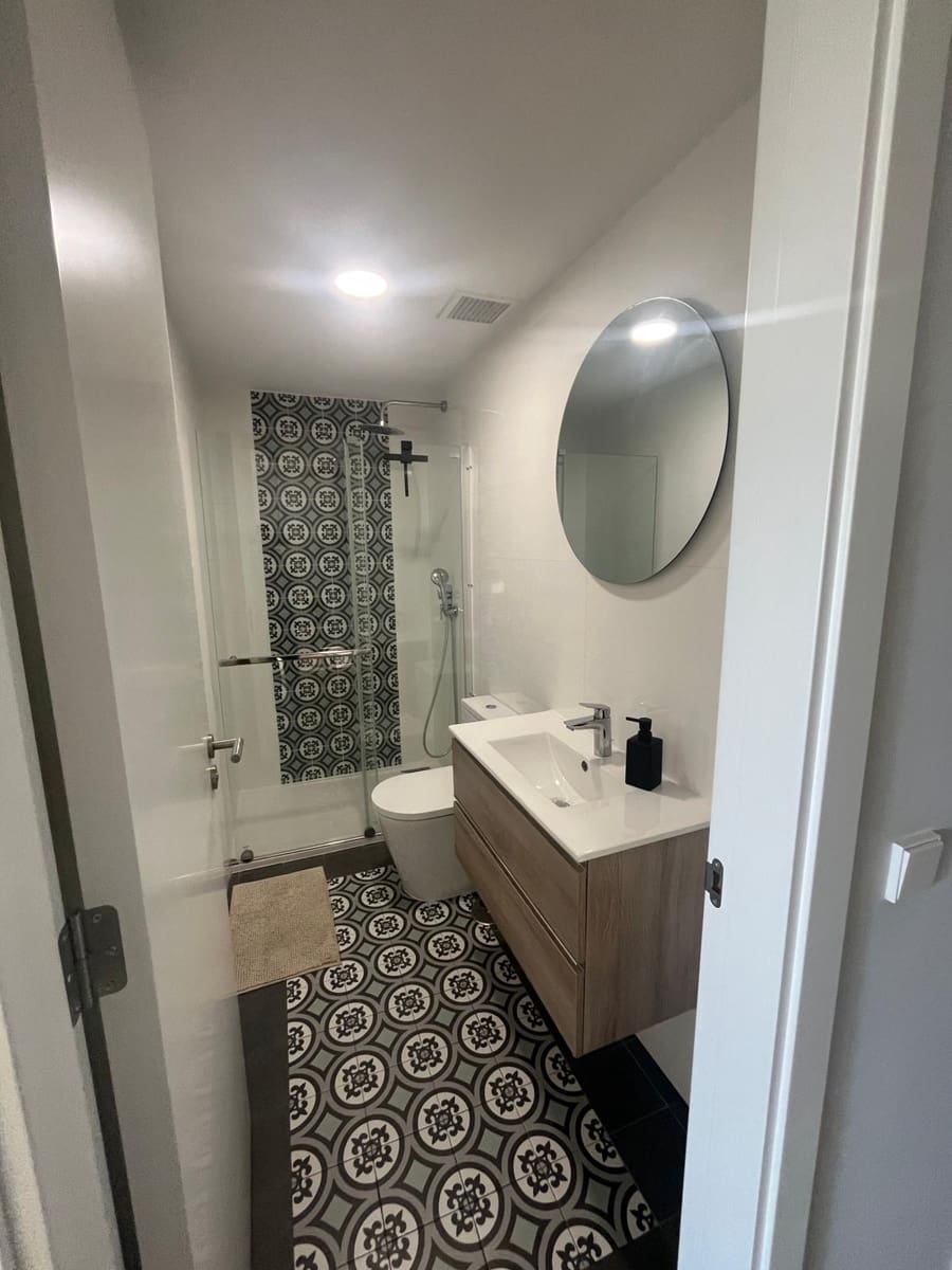 2 Zimmer Wohnung zu vermieten in Benalmadena mit Pool Garage - 1.500 € (Ref: 9968842)
