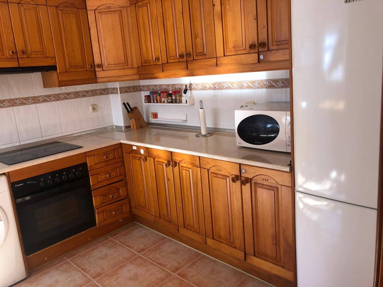 3 slaapkamer Villa te huur in Calahonda met zwembad garage - € 1.895 (Ref: 9968876)